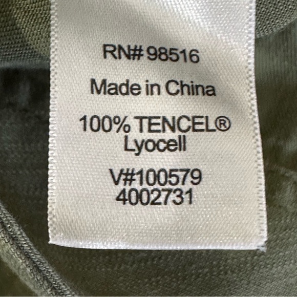 Coldwater Creek Cargo Tencel Pants Green Rollup - Picture 6 of 7